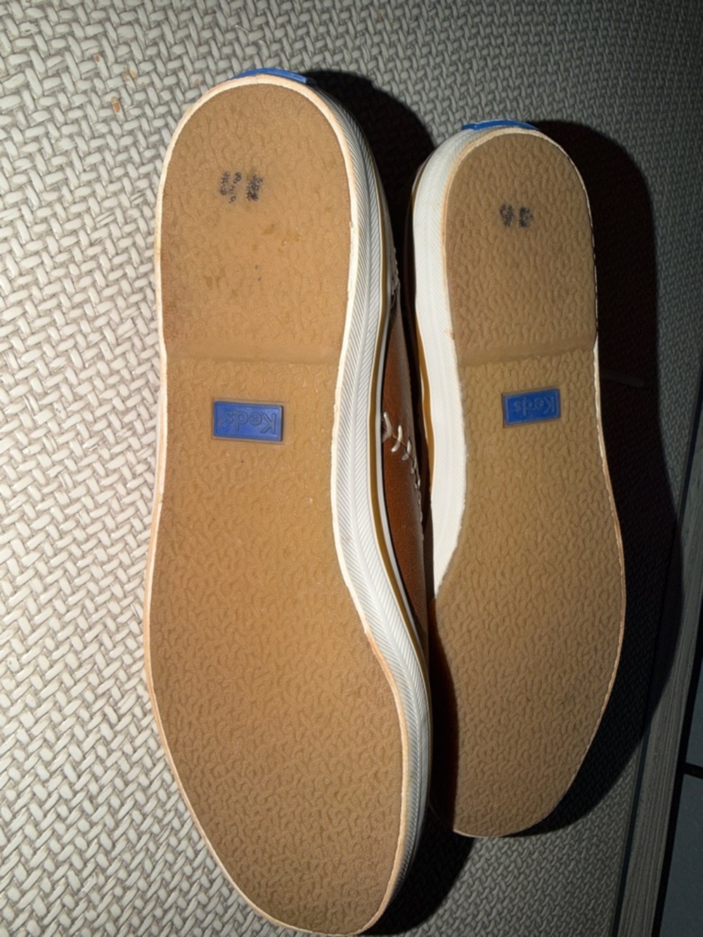 Keds Women's Tan Leather Boat Shoes with White Laces - Picture 6 of 6